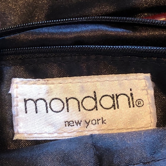 MONDANI New York burgundy clutch purse, stylish, clean , slightly used - Picture 3 of 7